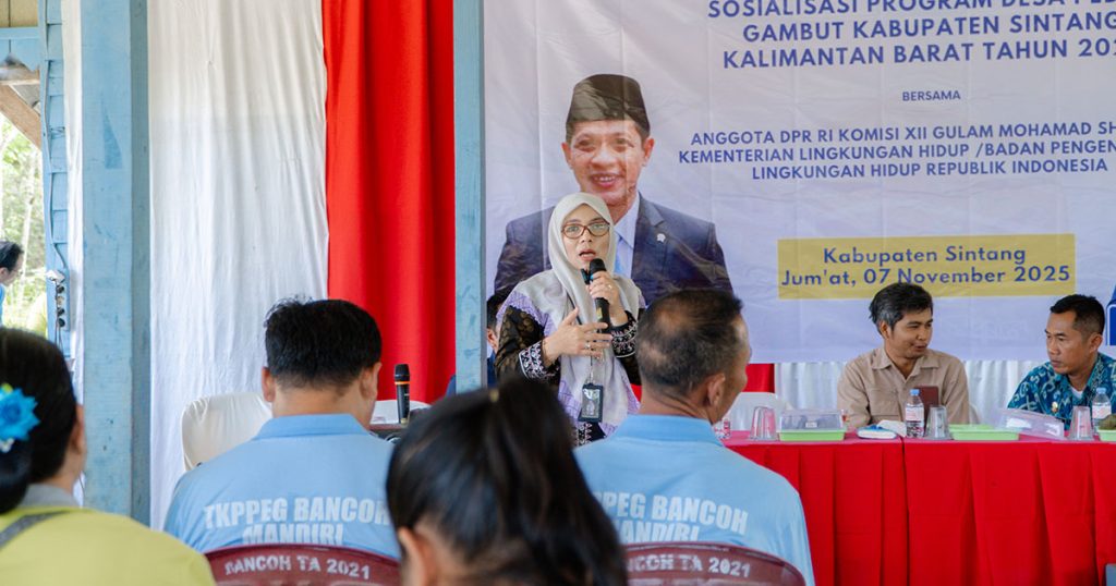 Ibu Herlina Darwati UNTAN Paparkan Materi DMPG Bancoh