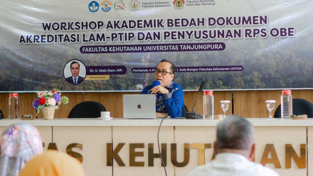 Narasumber Workshop Akreditasi Fahutan UNTAN Dr. Ir. Mais Ilsan