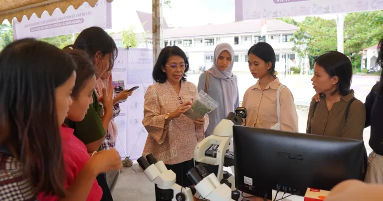 Produk unggulan SILVAMIKO Laboratorium Silvikultur dan Bioteknologi Hutan Fahutan UNTAN.