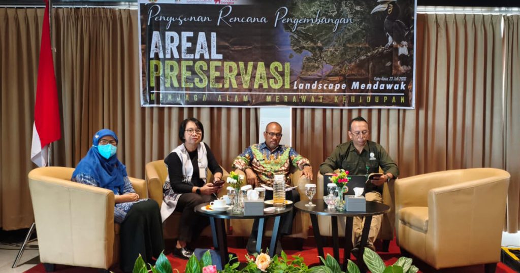 (SEO)	Dekan Fahutan UNTAN memaparkan potensi keanekaragaman hayati Lanskap Mendawak.